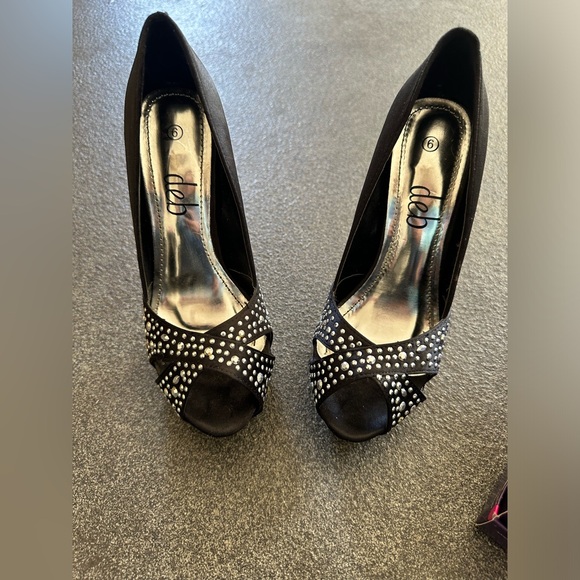 Deb sequence heels - Picture 2 of 4